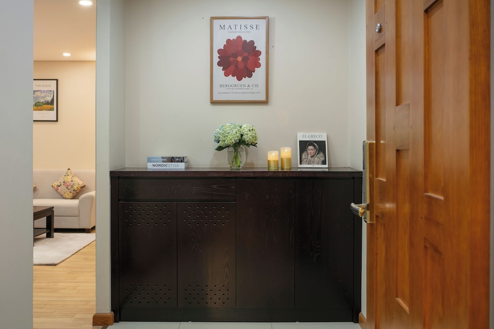 HB Serviced Apartment - 121B Quan Hoa 1/30