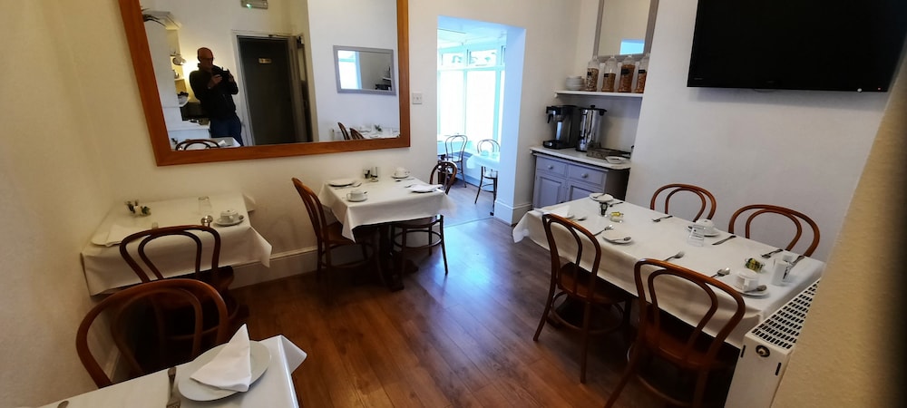 Colebrook Guest House 20/31