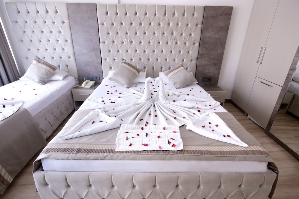 Kivrak Hotel Antalya 20/48