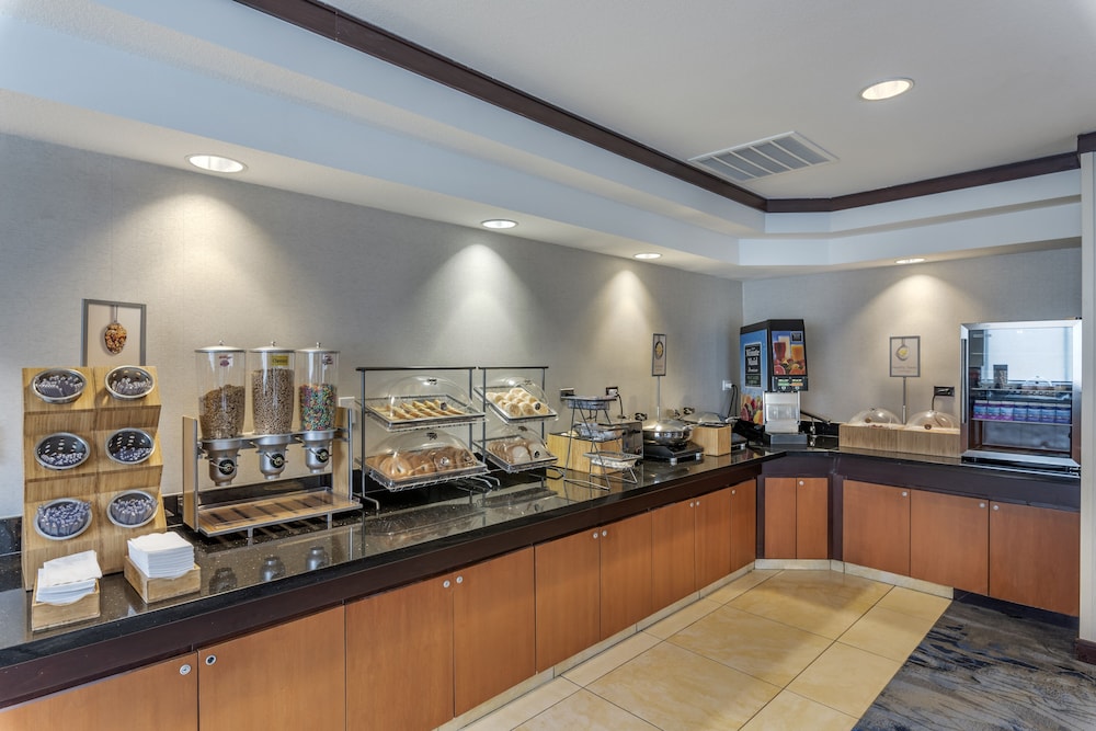 Comfort Inn & Suites Fort Worth West I-30 NAS JRB 30/40