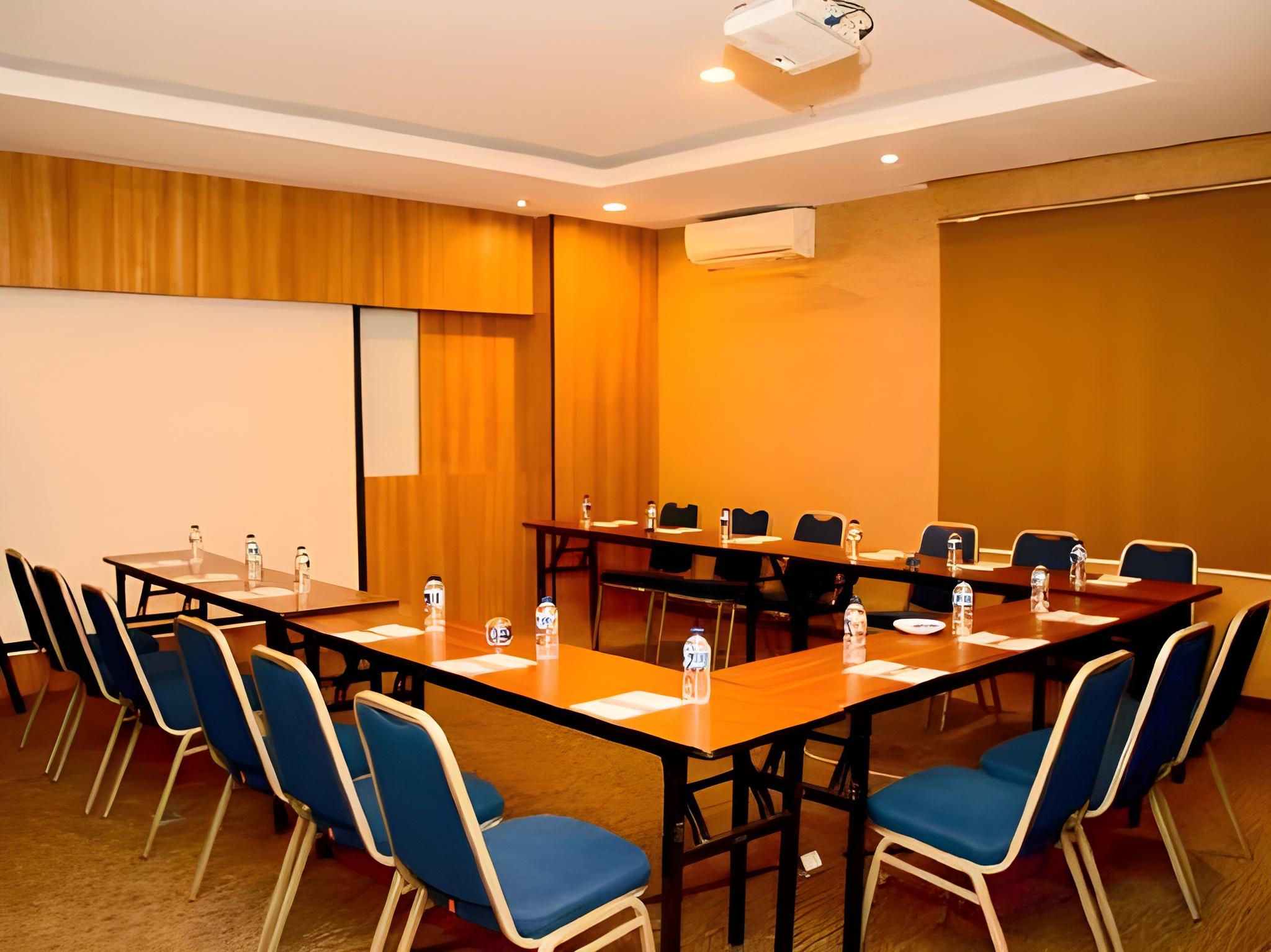 D Anaya Hotel Bogor 49/58