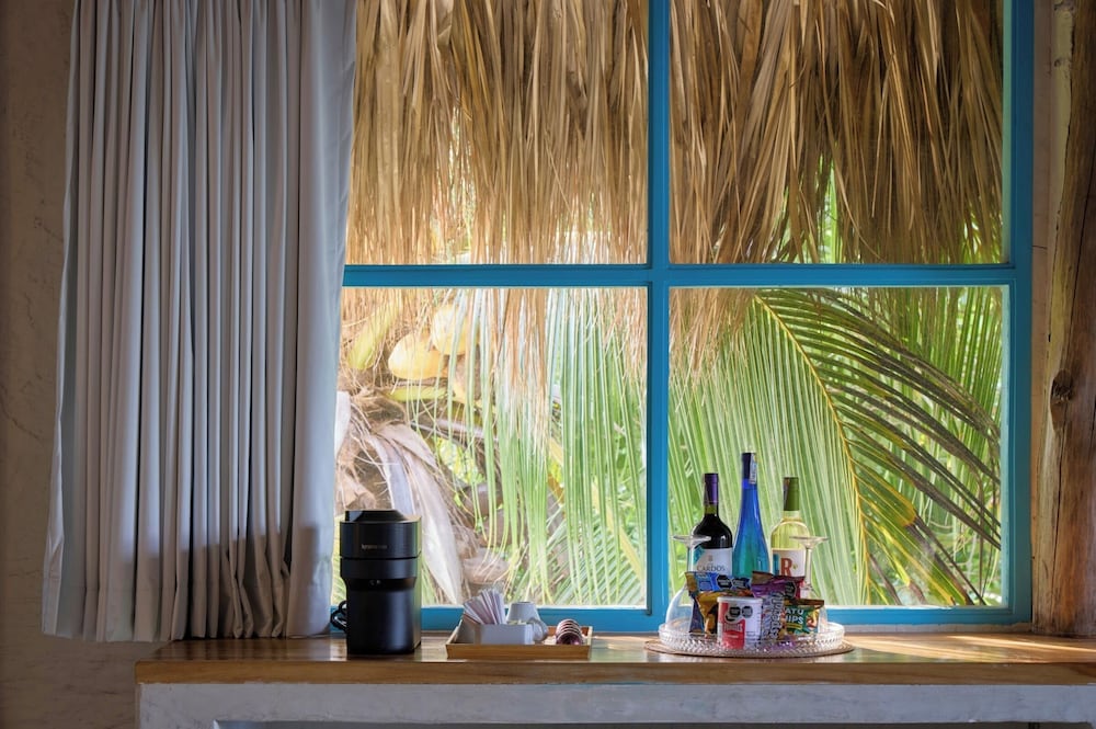Hotel Fenix Beach Cartagena 11/78