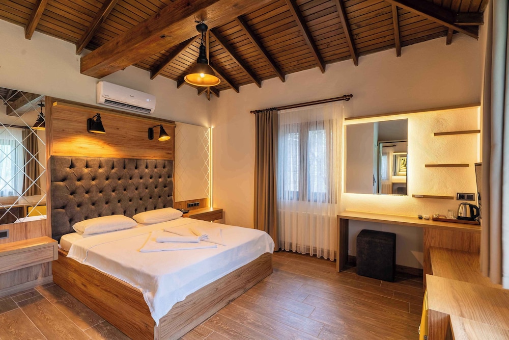 Assos Park Hotel 19/64