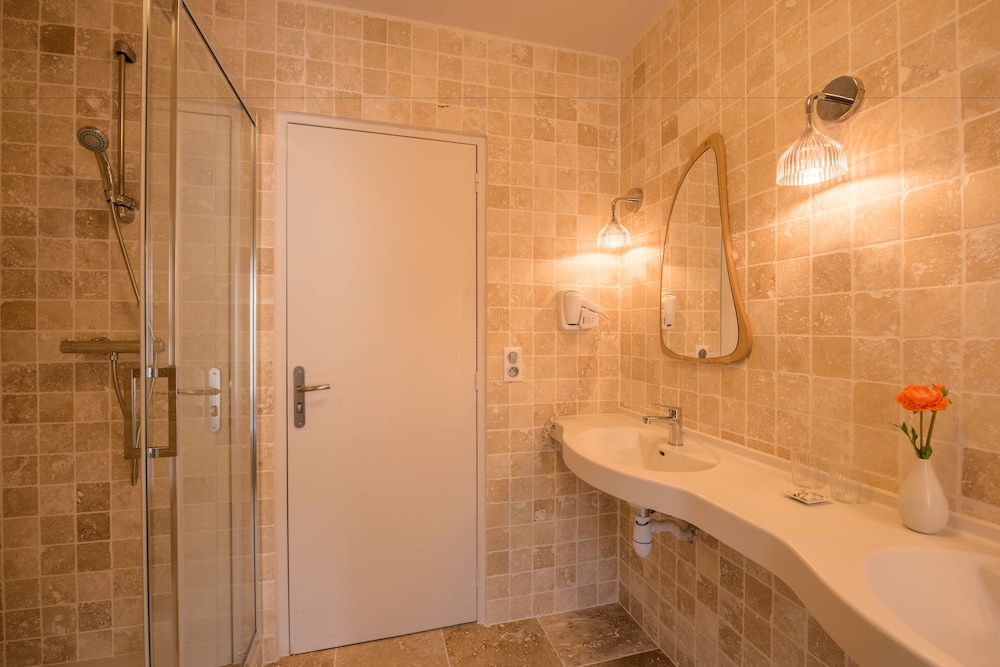 Le Central Boutique Hotel Beaune Centre 47/50