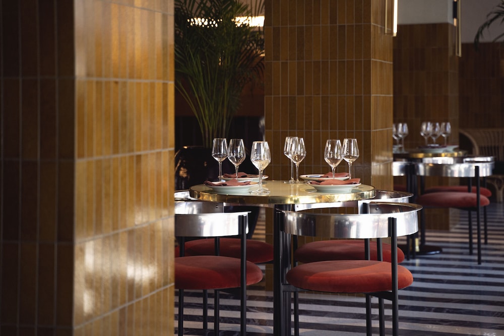 Bazzar Boutique Hotel 43/55