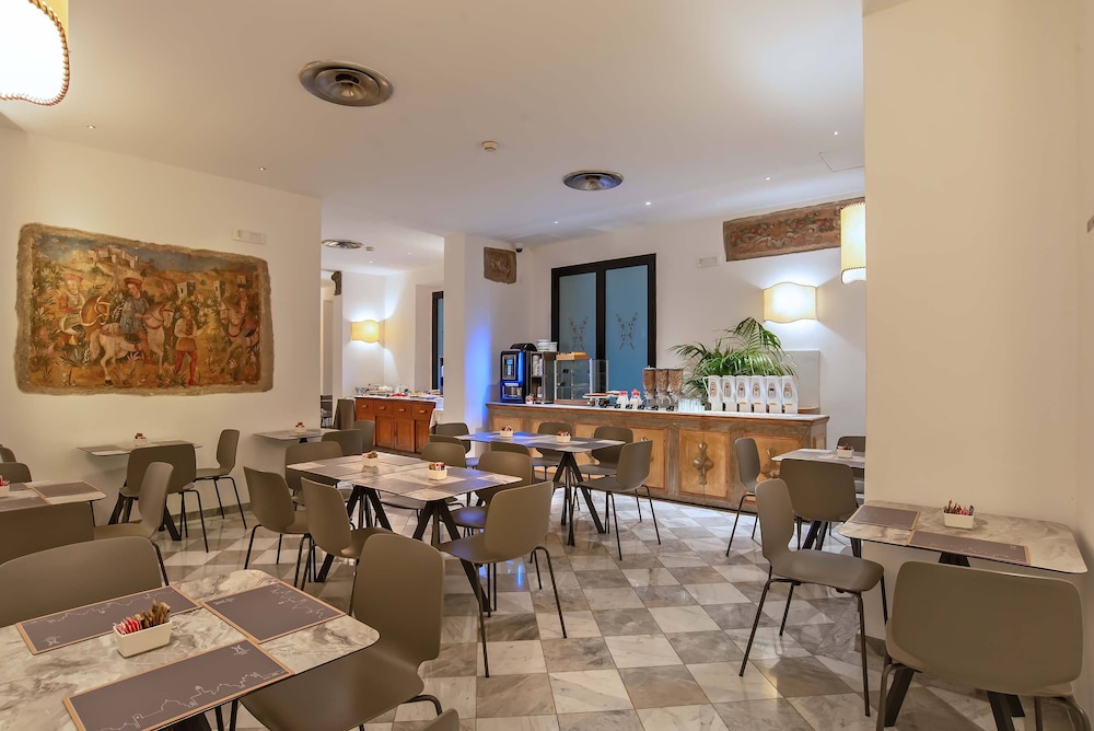 Hotel Machiavelli Palace 59/77