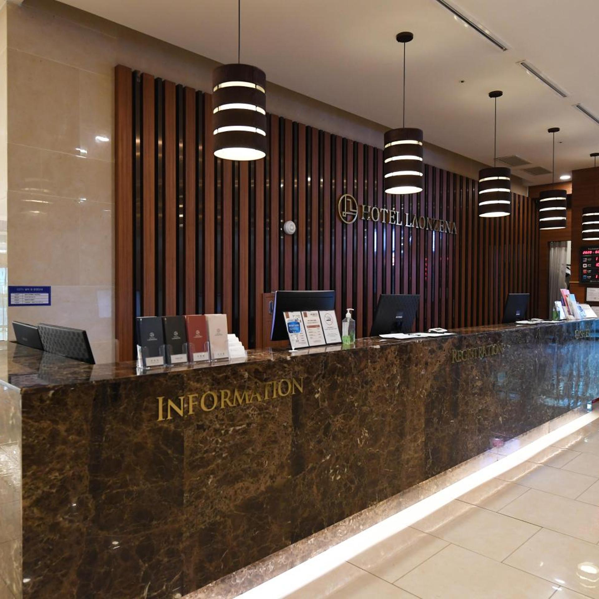 Hotel Laonzena 6/66