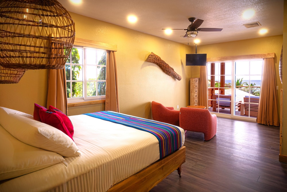 1 BEDROOM, PANORAMIC, SUITE
