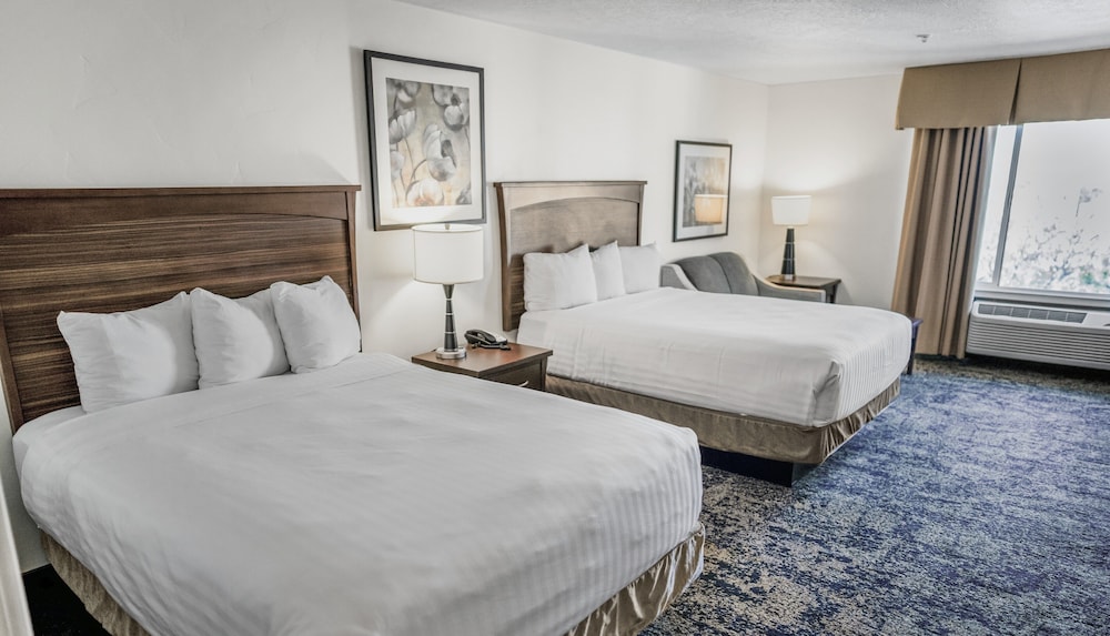 Crystal Inn Hotel & Suites Salt Lake City 28/65