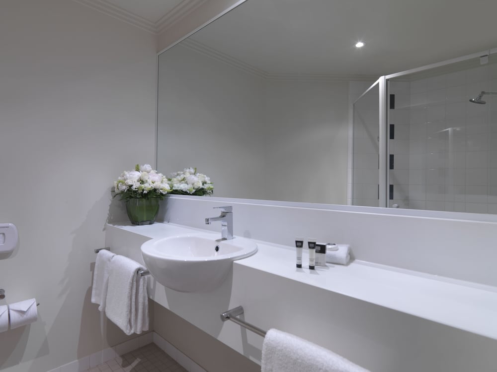 Mercure Melbourne Southbank 48/50