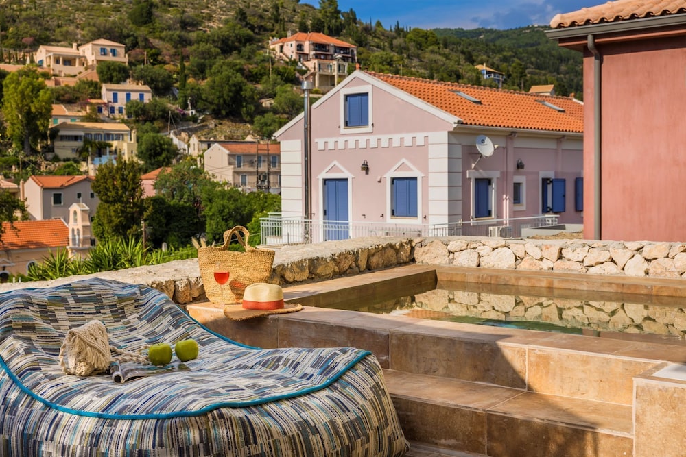 Chromata Assos Villas Kefalonia 59/63