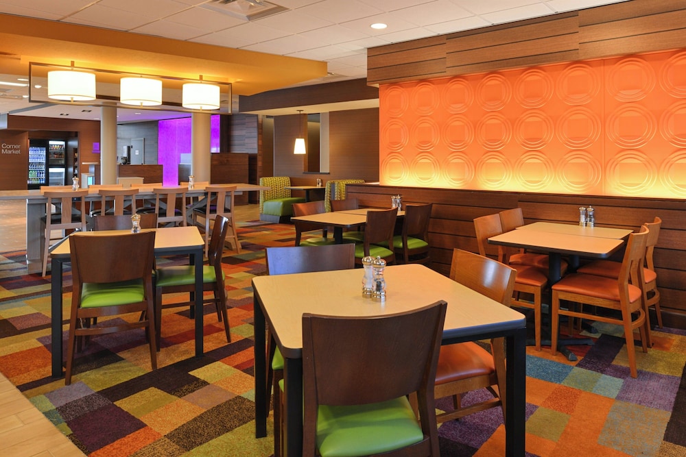 Fairfield Inn & Suites by Marriott Gallup 35/47