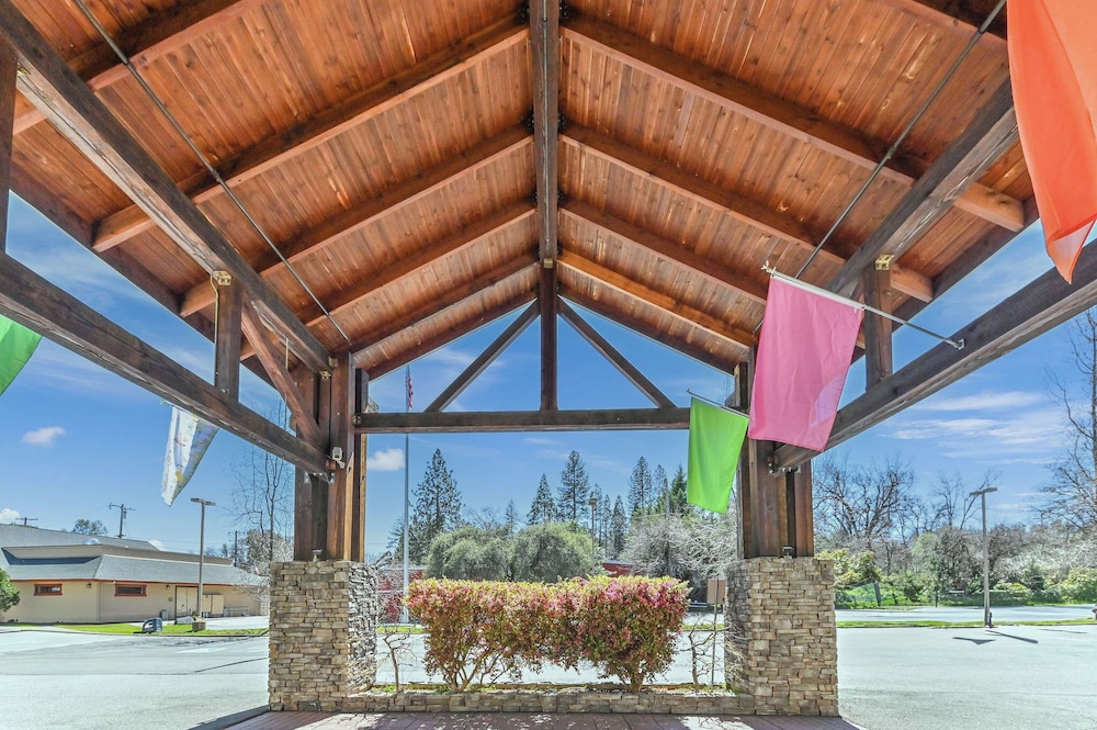 Murphys Suites 34/66