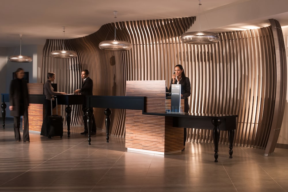 Mercure Paris CDG Airport 58/69