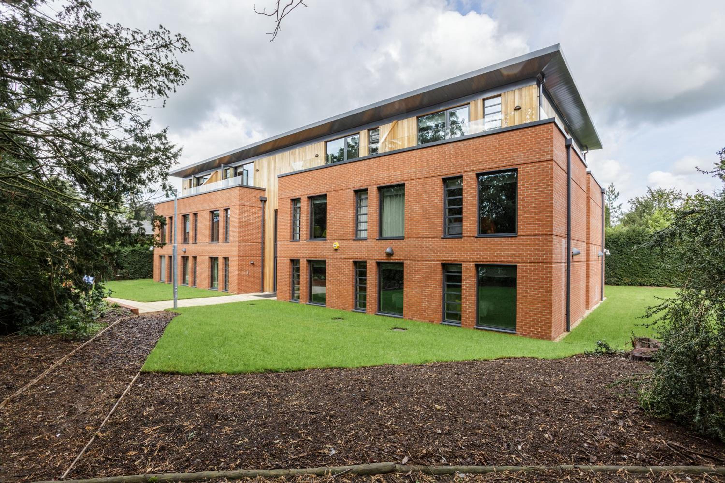 Greenlands Hotel 4/58