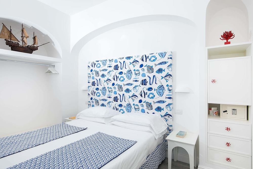 Hotel Tramonto d'Oro 24/71