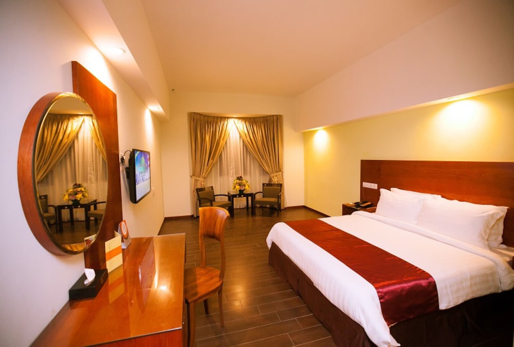 Palm Seremban Hotel 19/40