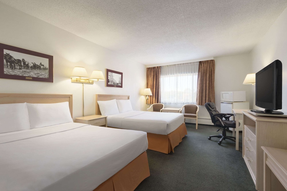 Travelodge by Wyndham Calgary South 17/63