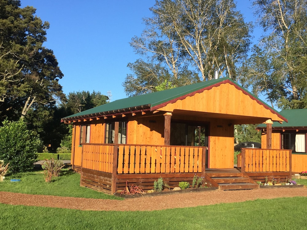 The River Lodge 7/65