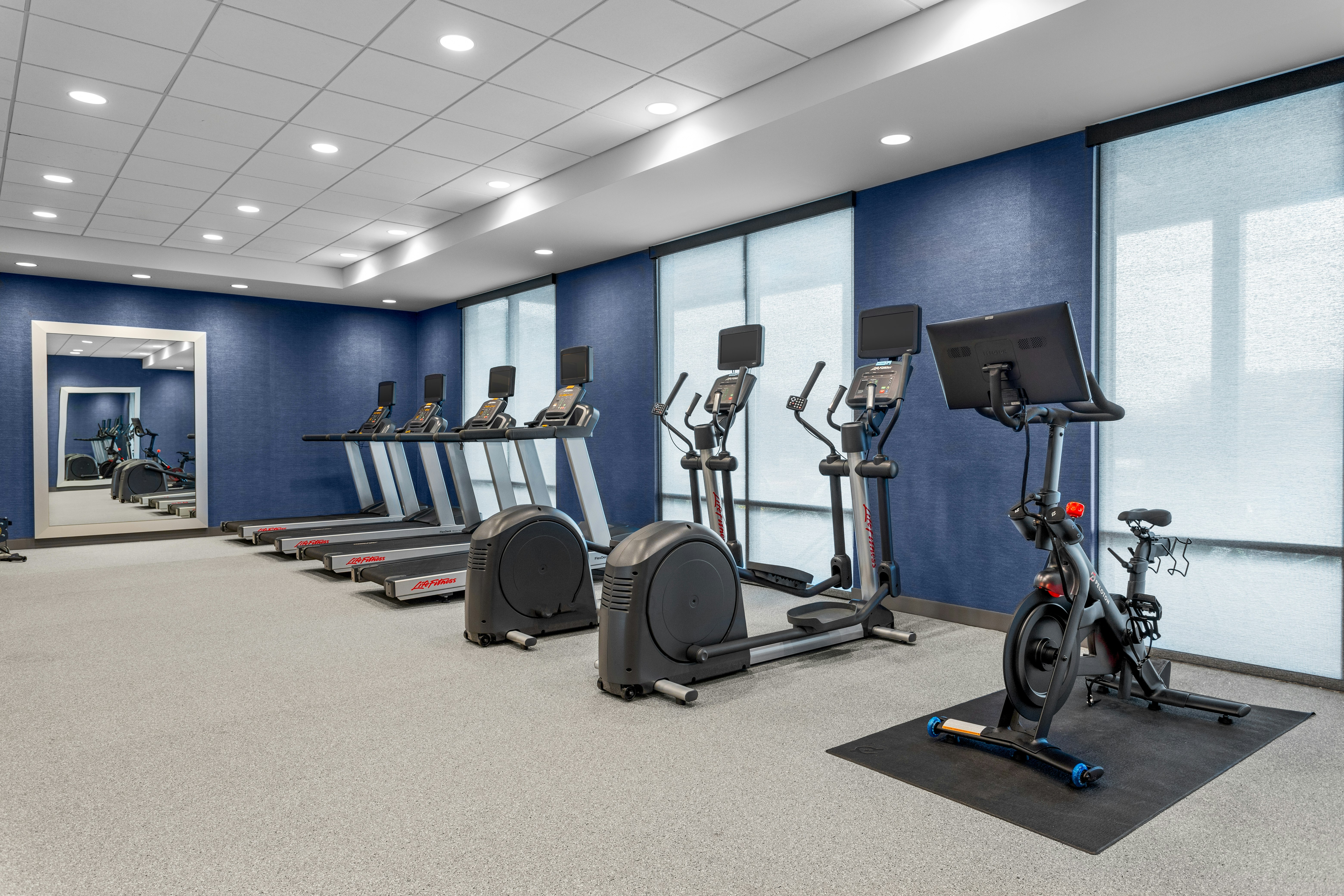 Home2 Suites by Hilton Indianapolis North at Intech Park 11/22