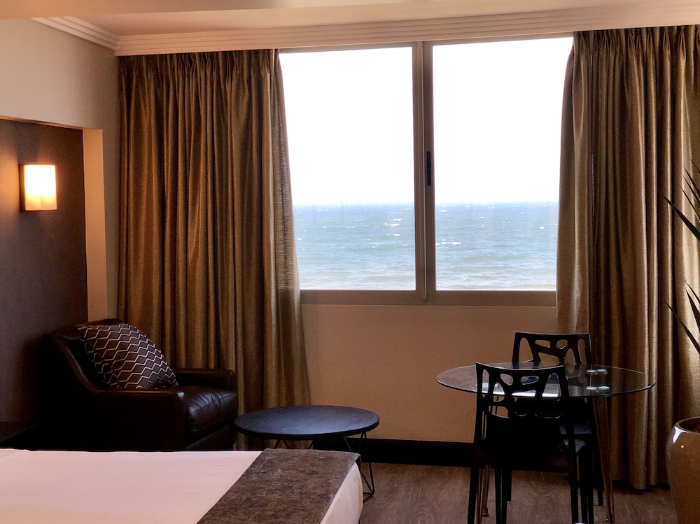 Belaire Suites 34/50