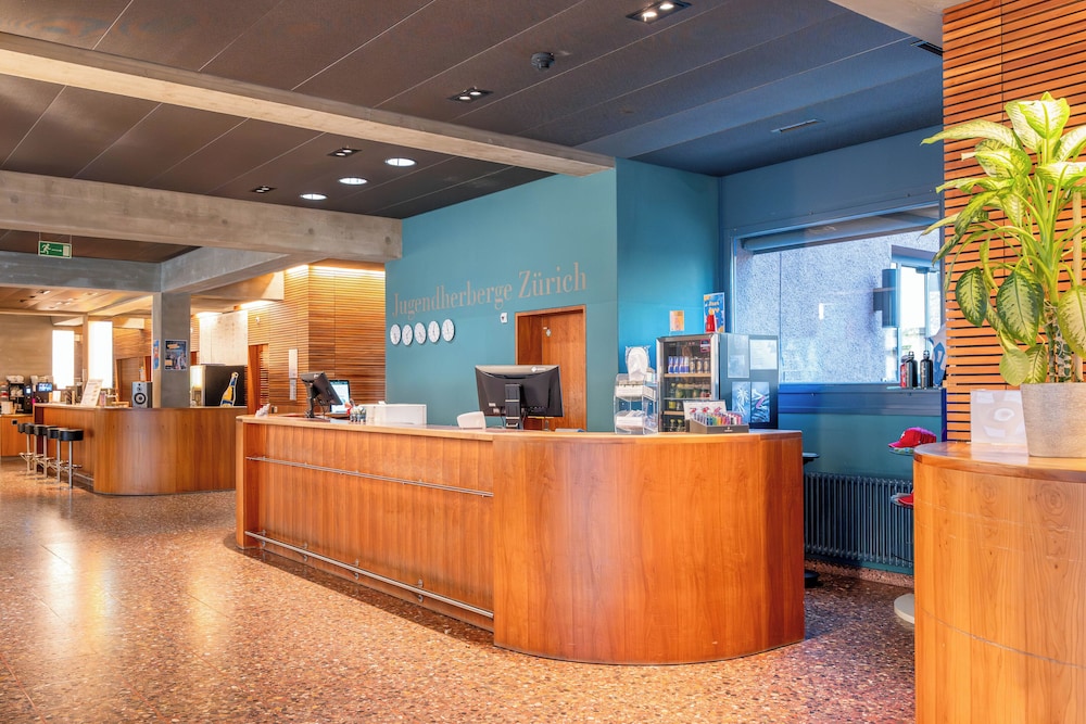 Zurich Youth Hostel 8/61
