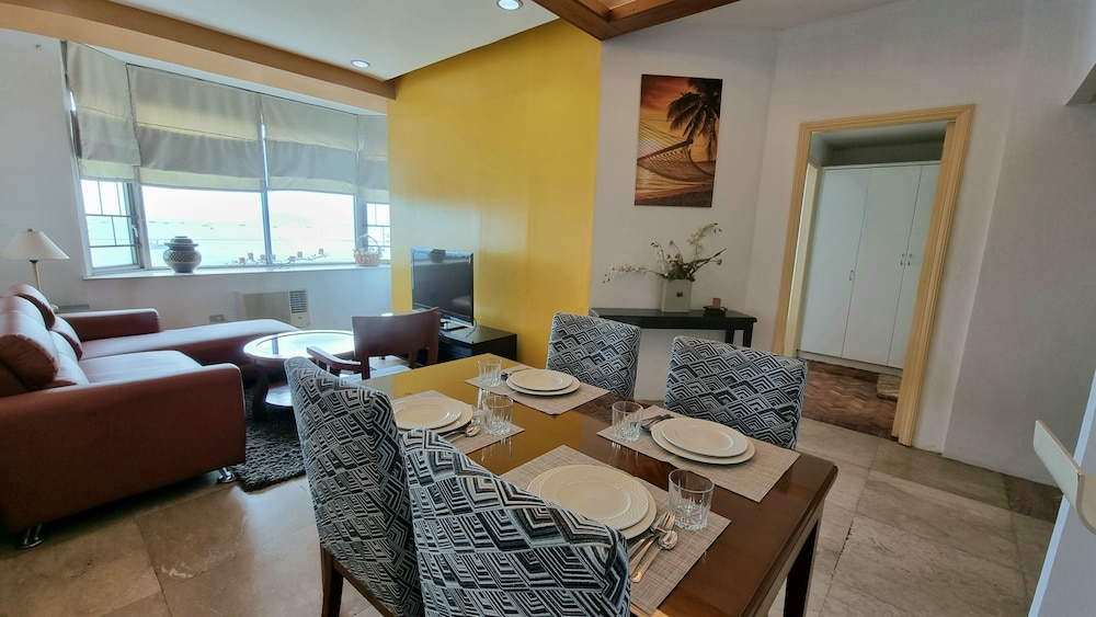 Amazing Marina Residential Suites 32/50
