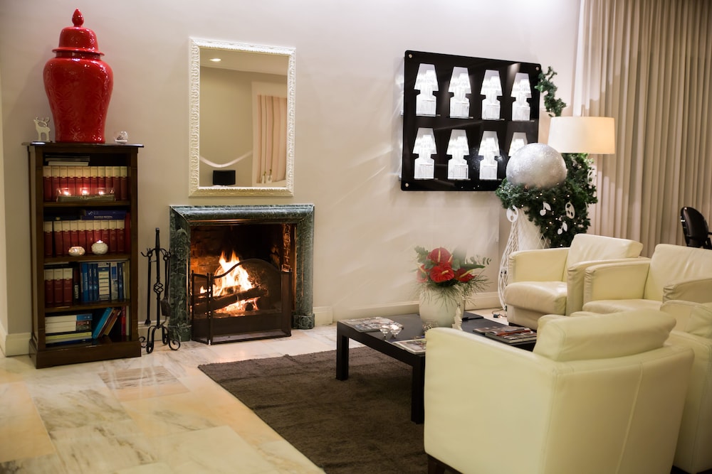 HOTEL CERERE 25/50