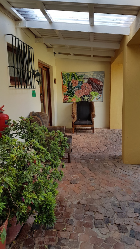 Jubilee Lodge Guest House 17/32