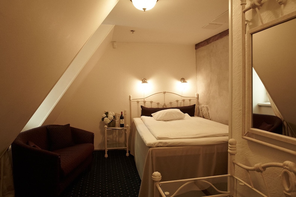 Cru Hotel 39/74
