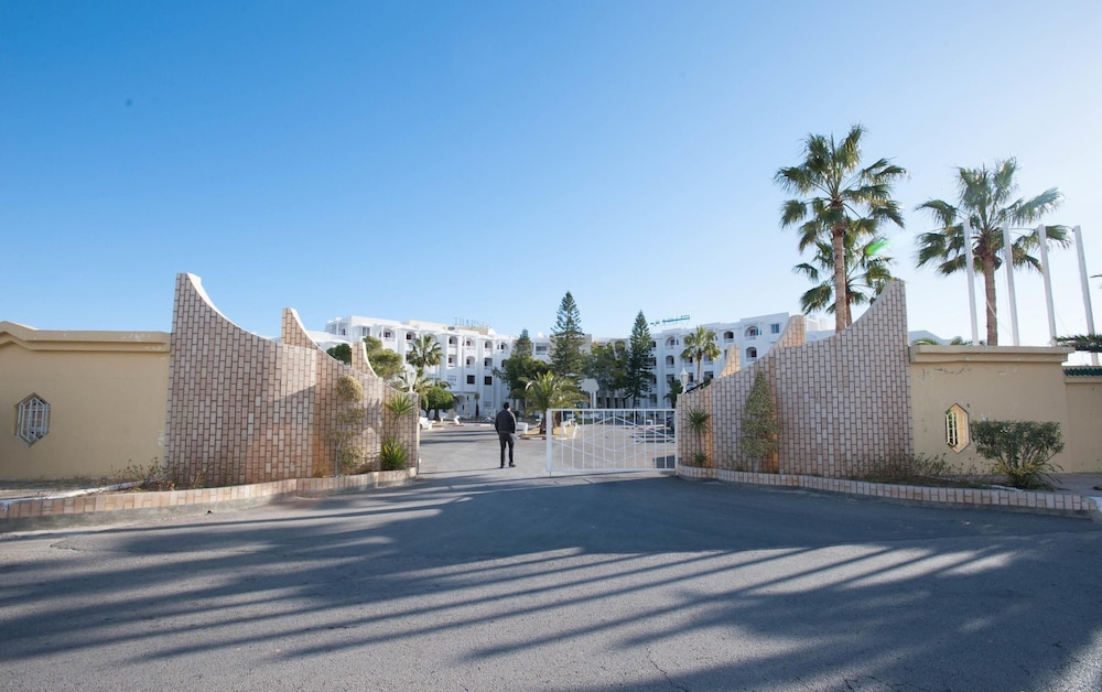 Thapsus Beach Resort 29/48