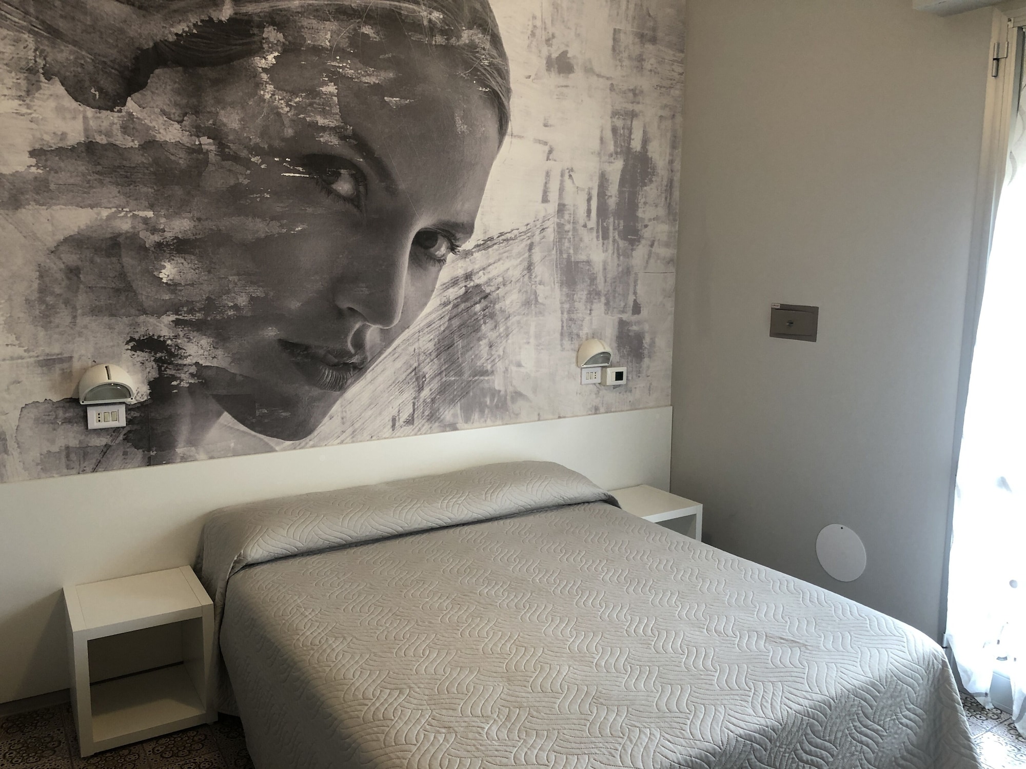 ECONOMY, DOUBLE BED