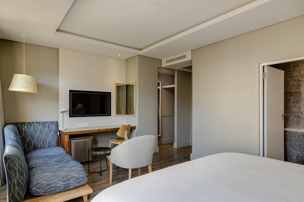 Protea Hotel Breakwater Lodge 48/79