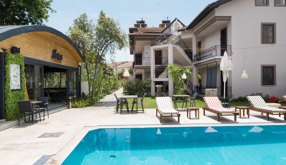 Vira Apart Hotel 42/50