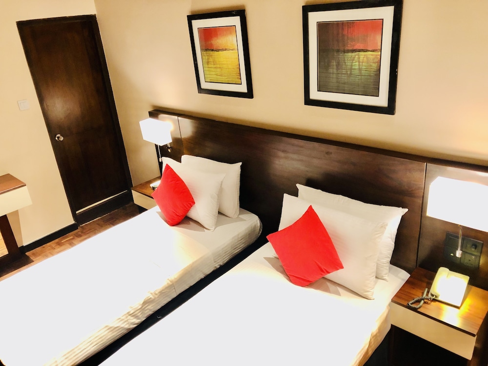 STANDARD, TWIN BEDS