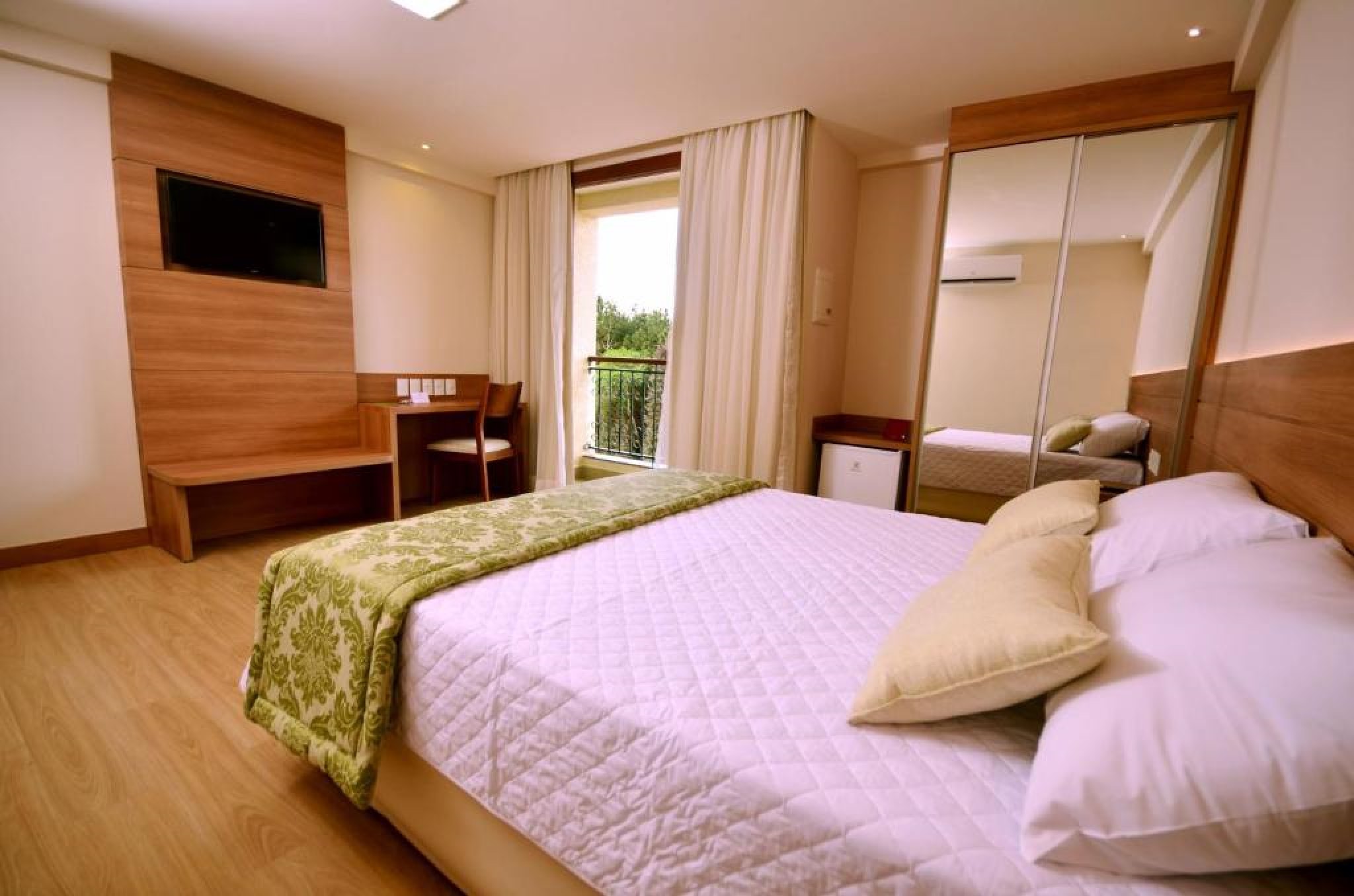 Bristol Vista Azul Hotel 7/40