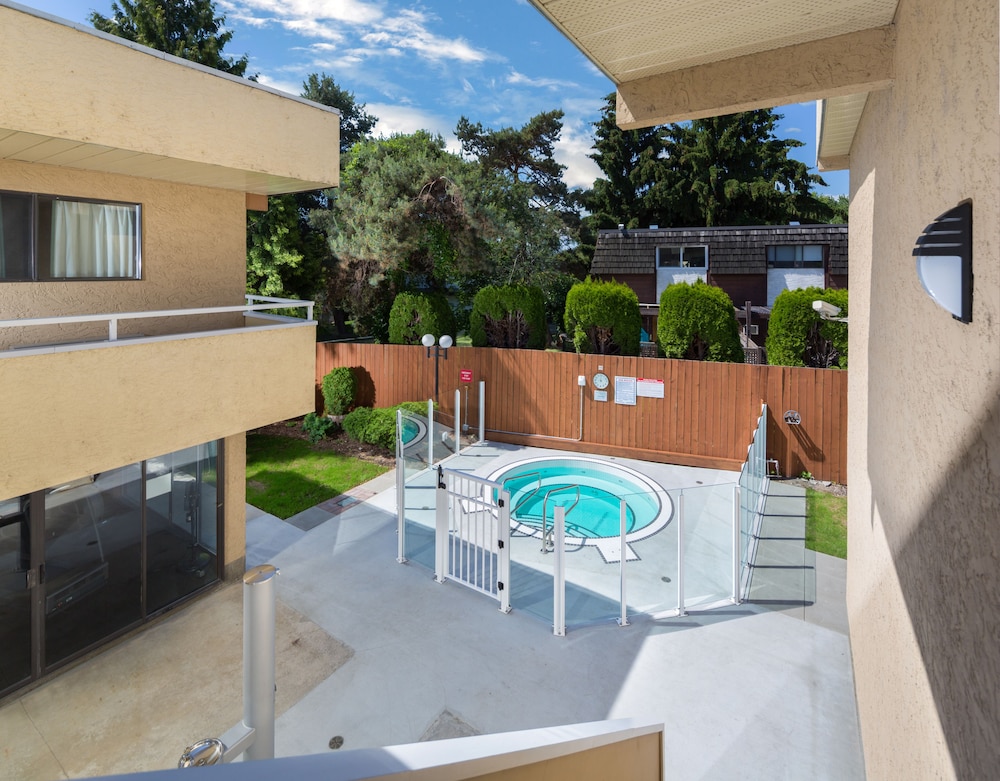 Siesta Suites 31/68