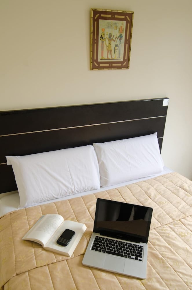 Asphodel Inn Singapore 26/65