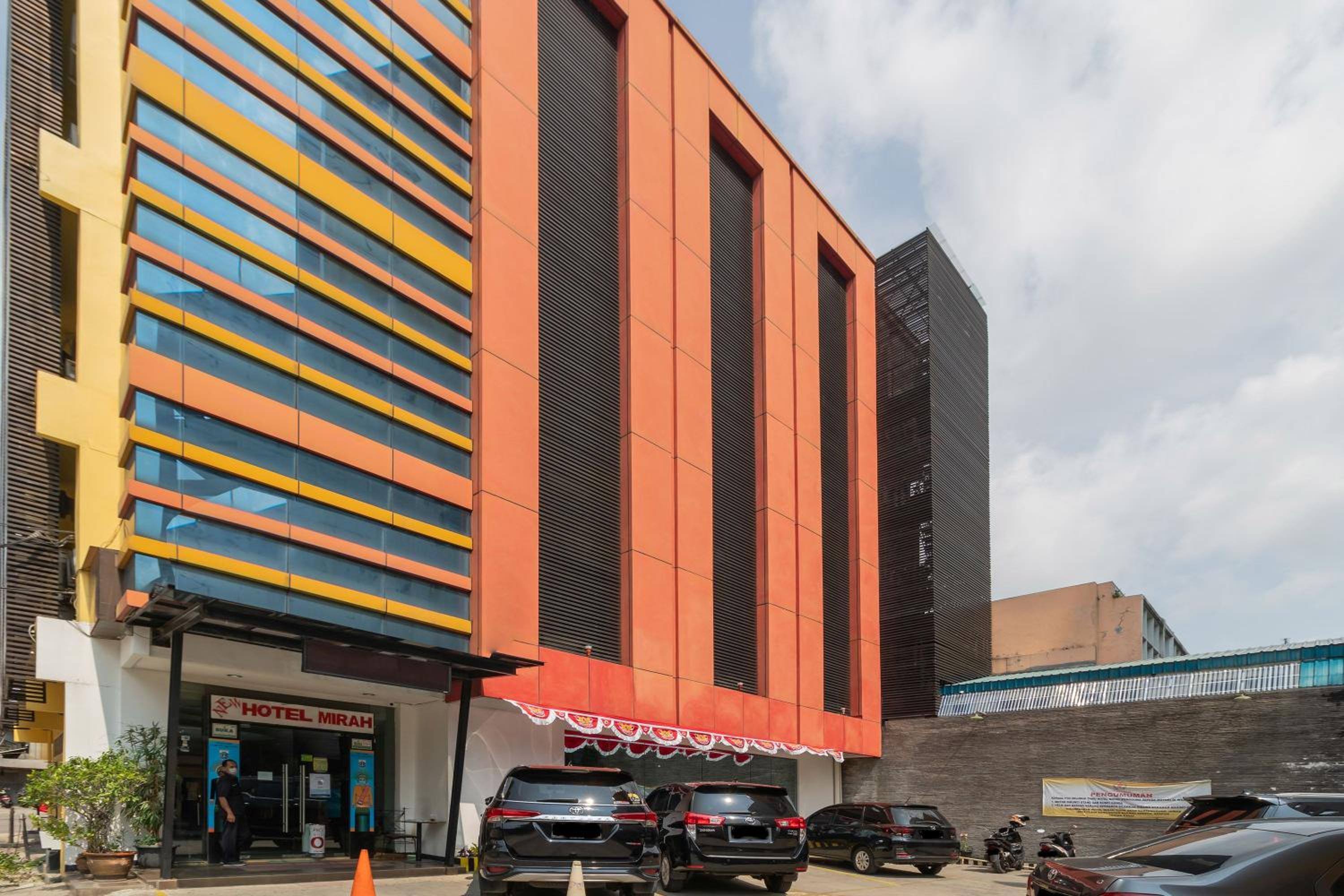 OYO 180 Hotel Mirah (Mirah Hotel) 2/55