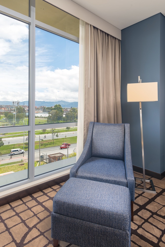 Hilton Garden Inn Bogota Airport 35/53