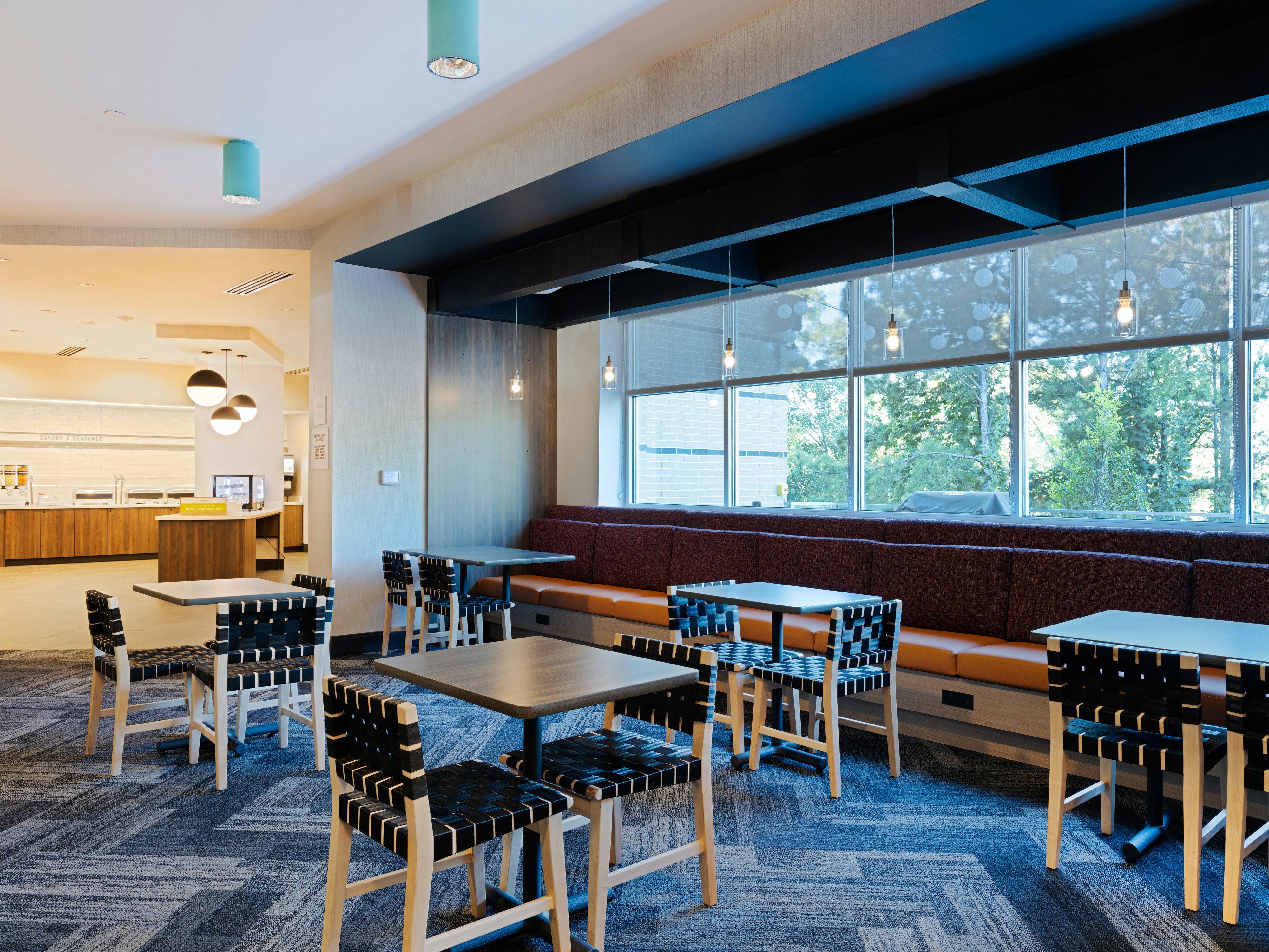 Home2 Suites by Hilton Atlanta Airport College Park 13/20