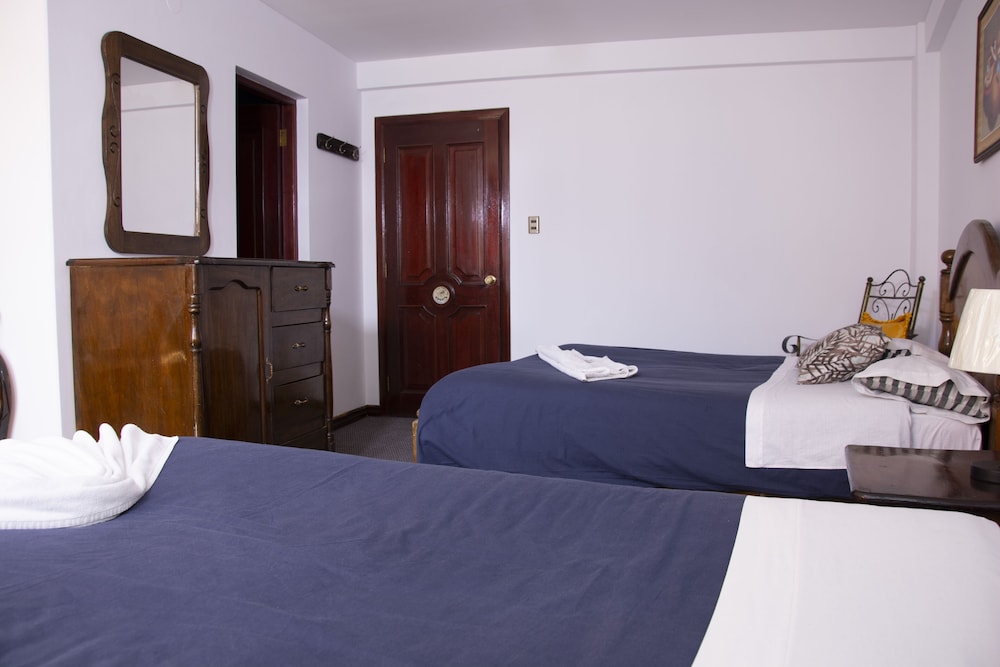 Inca's Room Hotel 11/50