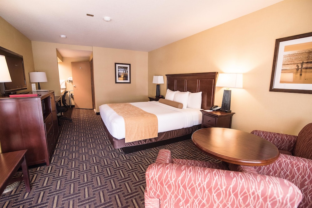 Best Western Plus Redondo Beach Inn 13/34