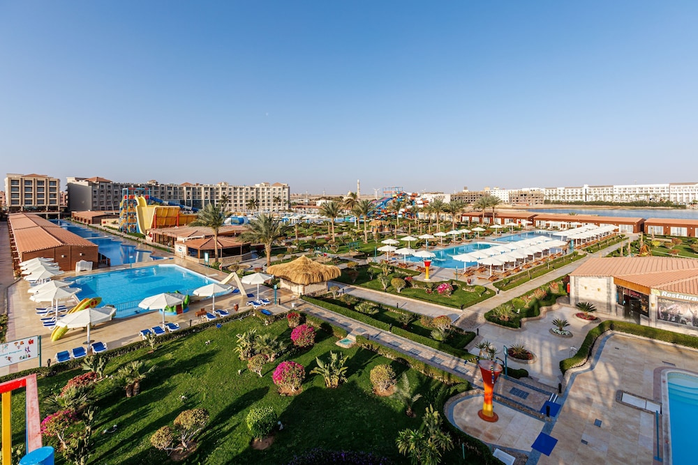 SUNRISE Solara Aqua Park Resort 29/34
