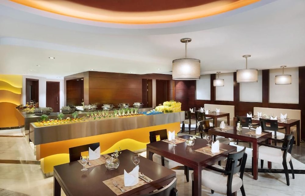 City Seasons Towers Hotel 36/46