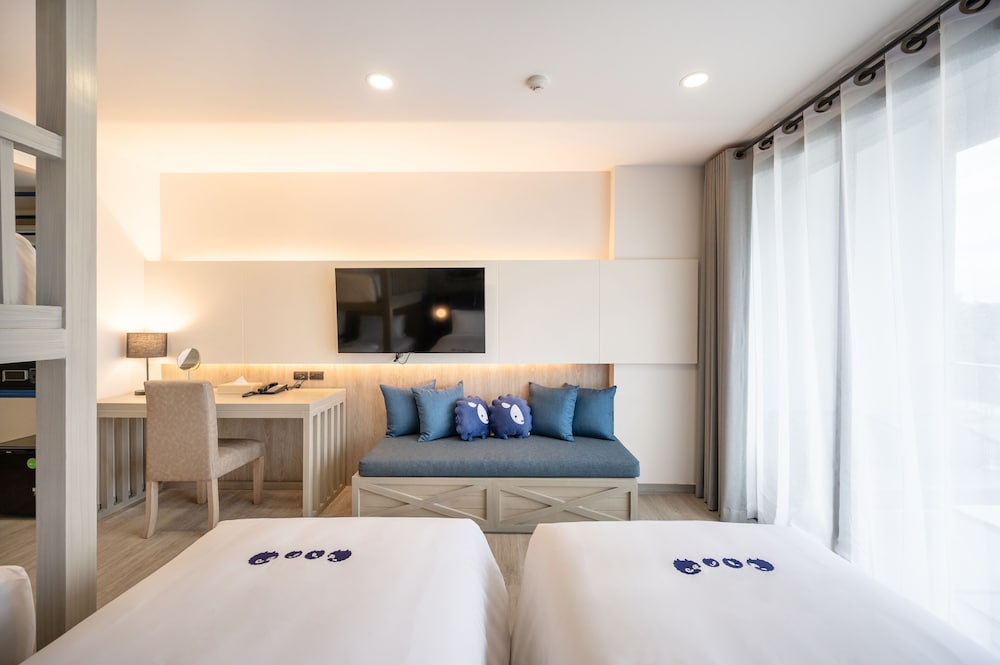 Kokotel Phuket Nai Yang 10/50