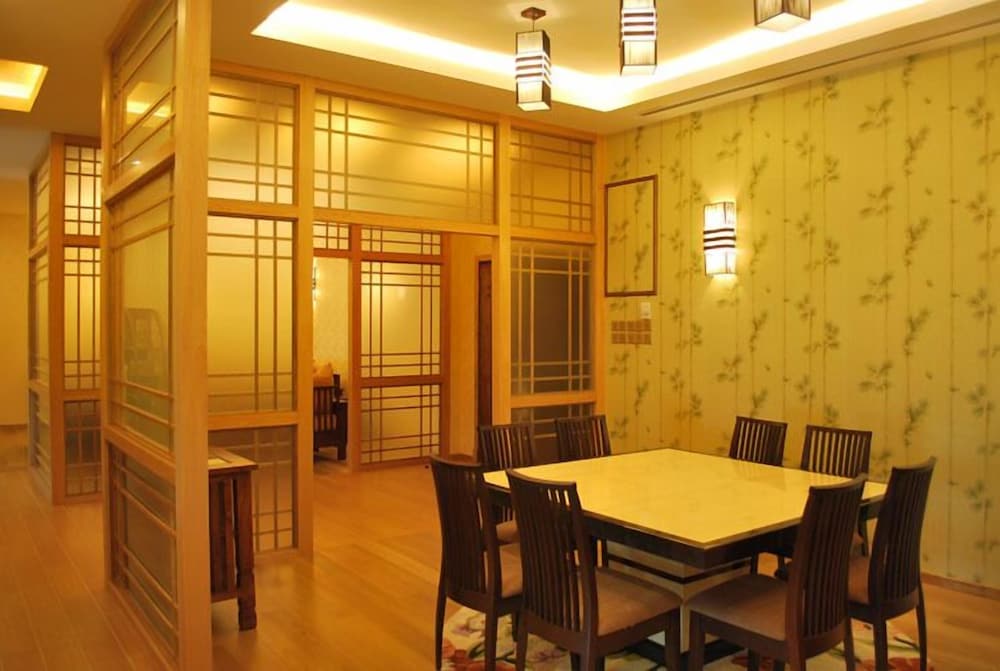 Mciti Suites 41/58