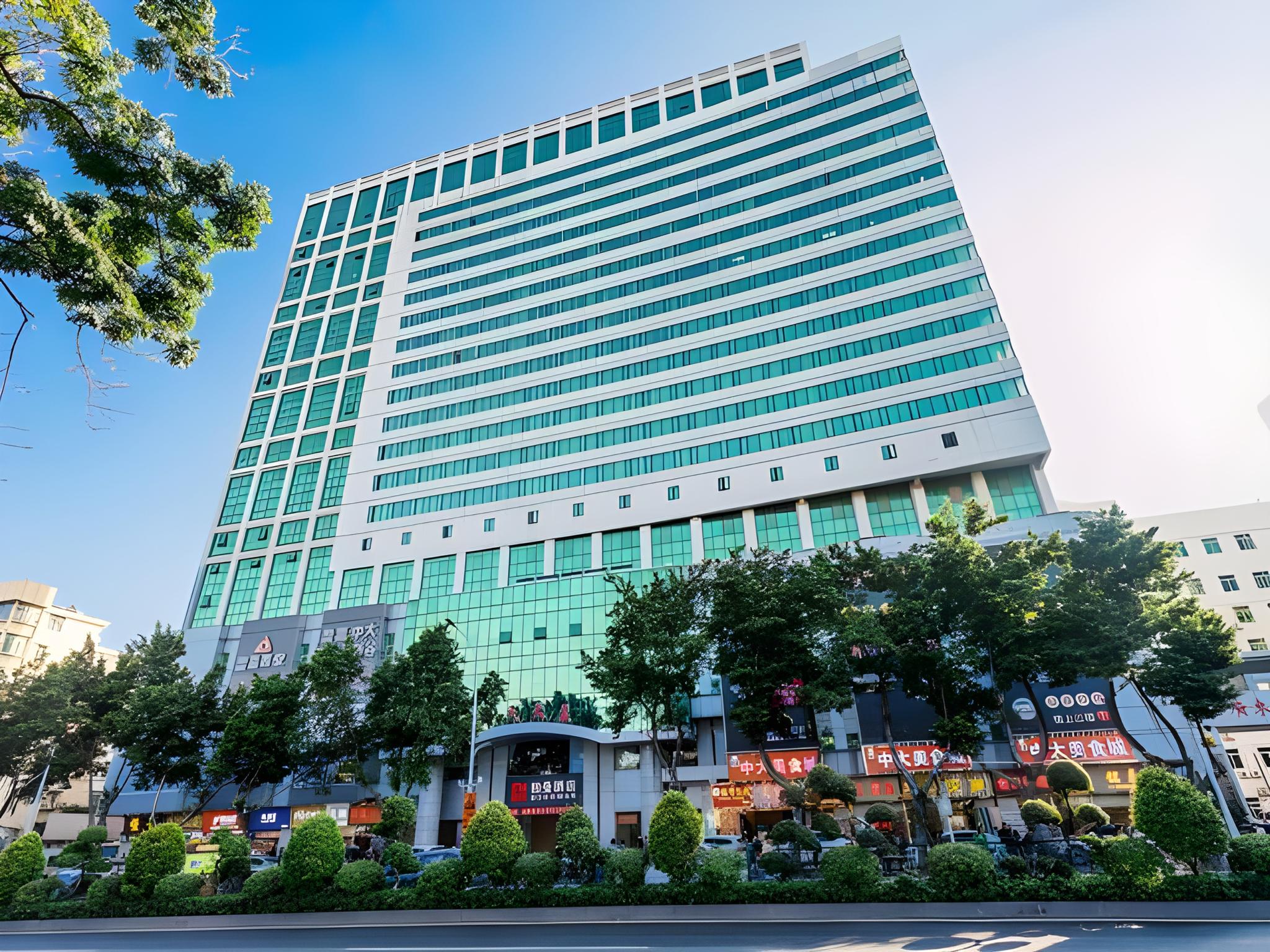 Borrman Hotel Canton Tower Sun Yat Sen University Metro Station Pazhou Exhibition Center 1/30
