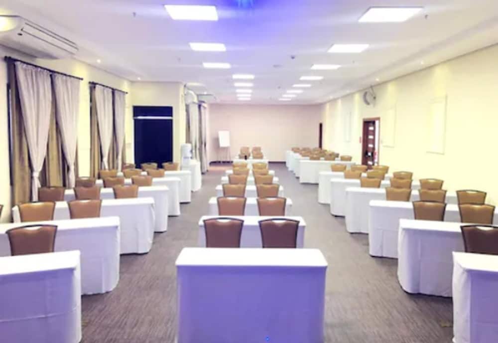 Faro Hotel 38/50