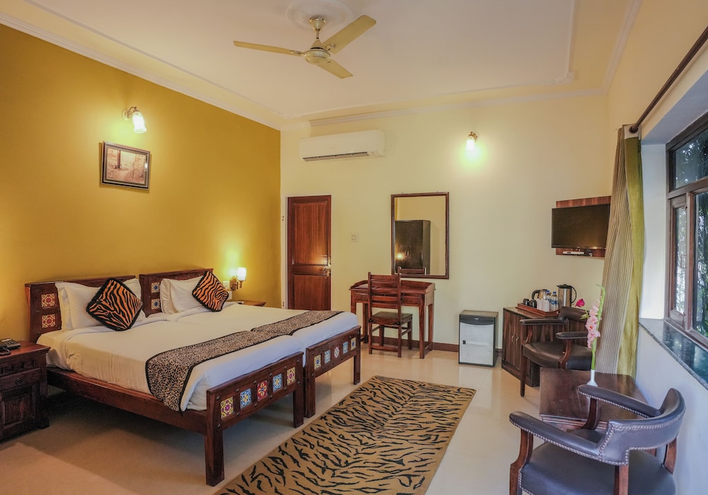 RAJ PALACE 17/50